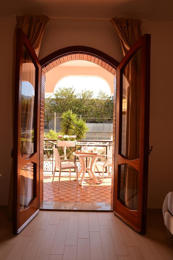 Villa Miriam Ґраньяно Екстер'єр фото